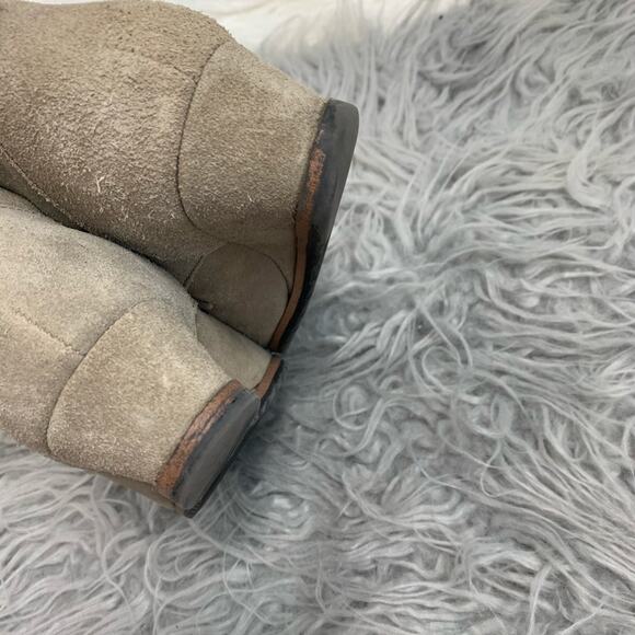 5/$30 Susina Lace Up Wedge Booties - Picture 4 of 7